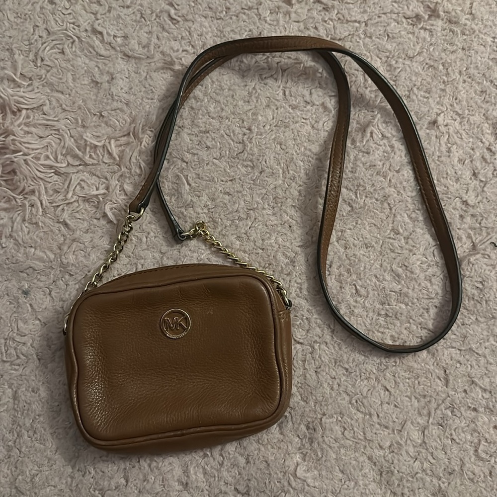michael kors crossbody